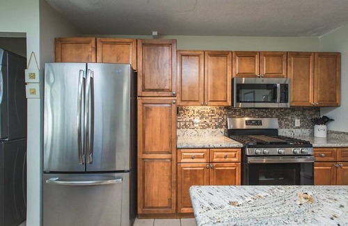 Estate East Street Condo | Mahogany Cove – Your Tropical Hideaway Awaits!