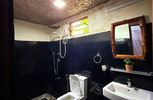 Udawalawa Bed & Breakfast | Maika safari