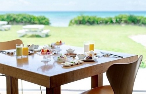 Kumejima Hotel | Main Building 2nd Floor Island View Twin vs | /Shimajirigun Okinawa