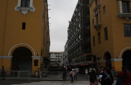 Cercado de Lima Apartment | Main Square