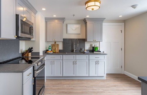 Lenox Apartment | Main Street Delight 1bedroom