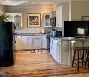 West Union Apartment | Main Street Estate