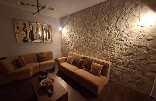 Vitina Apartment | Mainalo View House