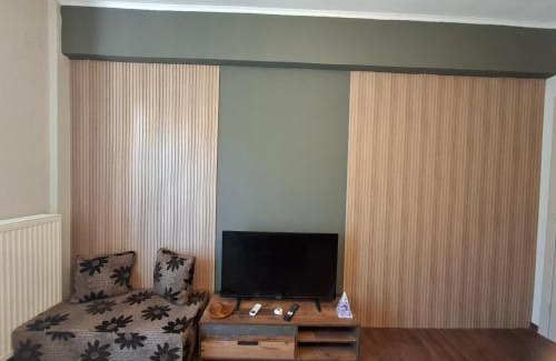 Vitina Apartment | Mainalo View House