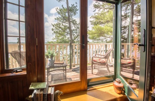 Wayne House | Maine Luxury Lakehouse Awaits your Visit-Days are Simple and Relaxed.