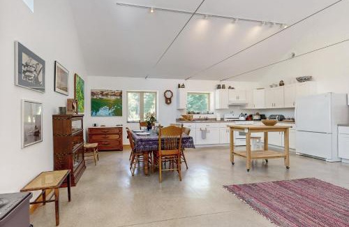 Ellsworth House | Maine's Nature Getaway