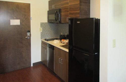 Geismar Hotel | MainStay Suites Geismar - Gonzales