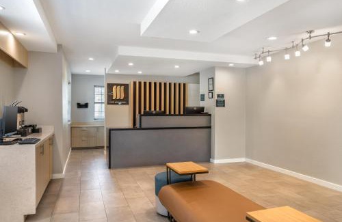 Nassau Bay Hotel | MainStay Suites Houston NASA-Clear Lake