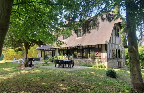 Le Tremblay-sur-Mauldre House | Maison de Caractère, 3 Chambres, la Campagne à 30 mn de Paris