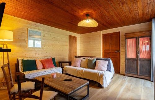 Peyragudes House | Maison à Génos pour 8, proche lac, jardin et poêle à bois - FR-1-695-73