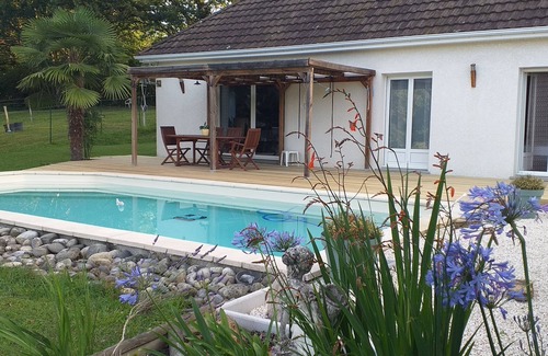 Arros-de-Nay House | Maison à la Campagne Avec Piscine à Proximité de Nay
