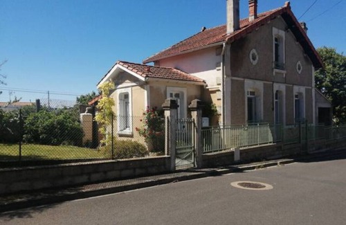 Ruelle-sur-Touvre House | Maison 6 Couchages 10 mn D'angoulême - Idéal Pied-à-terre ou Escale