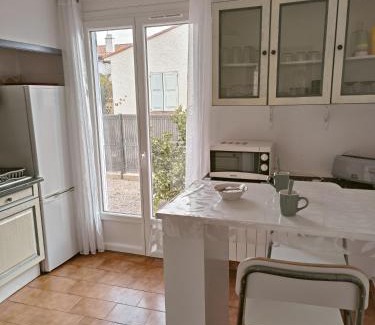 Thuir Villa | Maison 6 pers, avec jardin, clim et pétanque