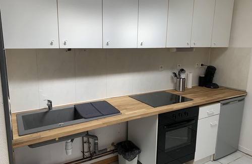 Santes House | Maison 8 Personnes, Proches des Commodité Pour Rejoindre la Métropole Lilloise