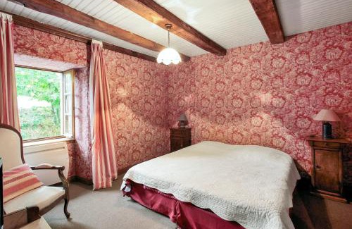 Senezergues House | Maison accueillante à Senezergues avec vue sur la montagne