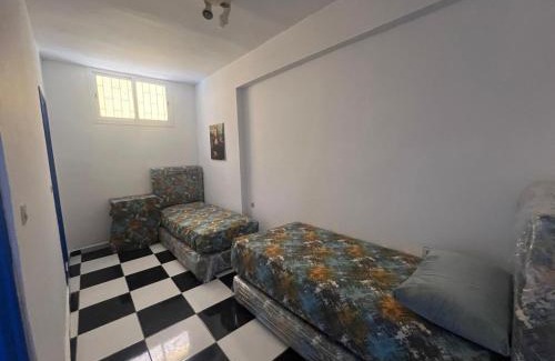 Asilah Beach House | Maison Anglaise sur 3 niveaux à deux pas de la plage