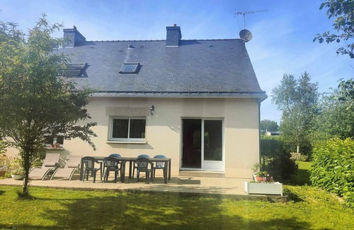 Marzan House | Maison au Calme à la Campagne, Proche Village et à Quelques km des Plages