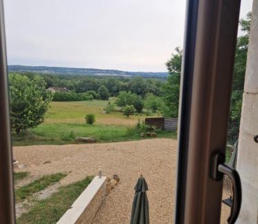 Thenon Bed & Breakfast | Maison Aurinko