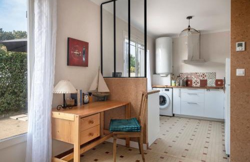 Tharon-Plage House | Maison avec jardin à 140m de la Plage