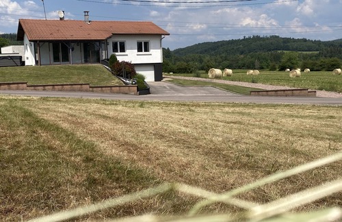 Dounoux House | Maison Avec spa la clé des Champ Vosges