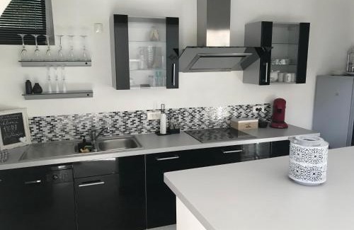 Sud Loire Apartment | Maison avec vue sur le Château