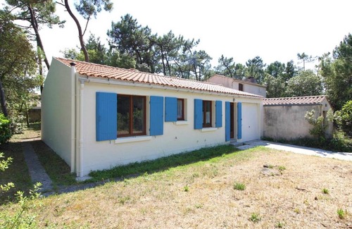 Domino House | Maison Calme Proche Mer – 5 Couchages, Jardin, WiFi, Animaux Admis - FR-1-246A-97