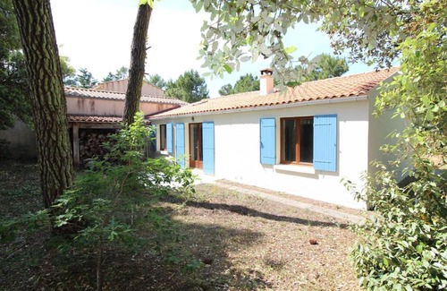 Domino House | Maison Calme Proche Mer – 5 Couchages, Jardin, WiFi, Animaux Admis - FR-1-246A-97