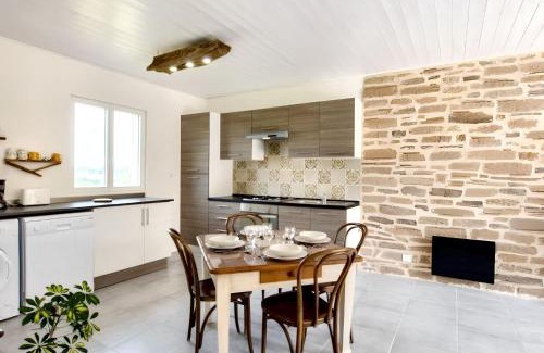 Fossemagne House | Maison chaleureuse à Fossemagne avec jardin et terrasse
