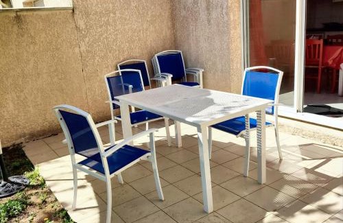Salavas House | Maison charmante à Salavas avec piscine et jardin