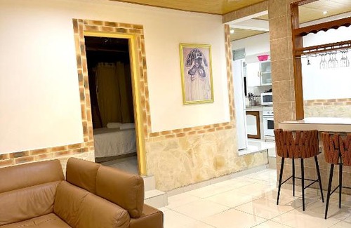 Sainte-Rose House | Maison charmante a Sainte Rose avec piscine privee