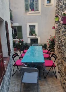 Isola House | Maison complète Ganzes Haus House 6 Peronnes La Finière Seealpen Isola Village bei Nizza Alpes -Maritimes près de Nice 70 km