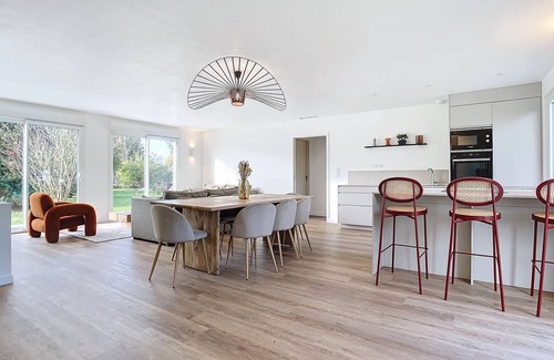 Chatillon-Coligny House | Maison contemporaine avec jacuzzi et jardin. A 1H45 de Paris !