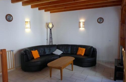 Vignes-la-Cote House | Maison conviviale avec garage, 3 chambres, terrasse fermée et accessible aux personnes handicapées - FR-1-611-25