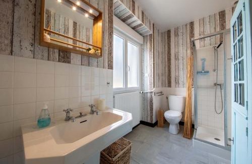Boisseaux House | Maison d'époque avec sauna, jacuzzi et salle de jeux à 1h de Paris - Idéale familles/amateurs de stages - FR-1-590-4