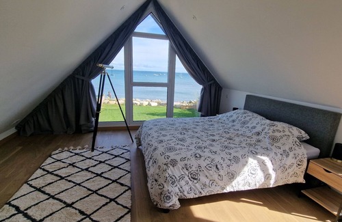 Penvins House | Maison D'architecte vue Mer, Accès Direct à la Plage au Bout du Jardin