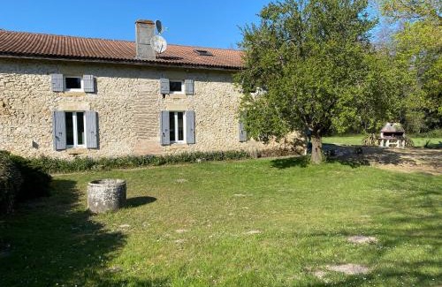 Auros Bed & Breakfast | Maison d'Emmannaelle