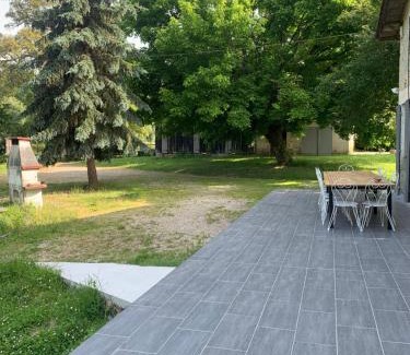 Auros Bed & Breakfast | Maison d'Emmannaelle