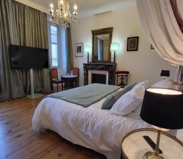 Bagneres-de-Bigorre Bed & Breakfast | Maison d'Hôtes L'Intemporelle