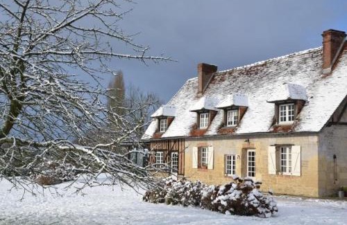 Saint-Jean-de-Livet House | Maison d'Hôtes la Bihorée