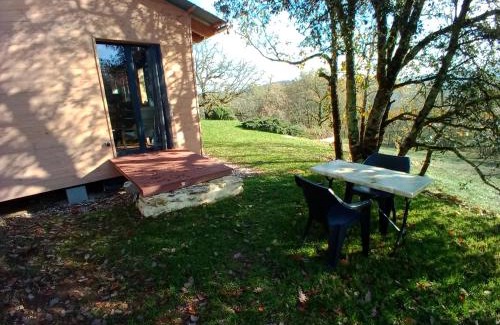 Saint-Leon-sur-Vezere House | maison dans un écrin de verdure