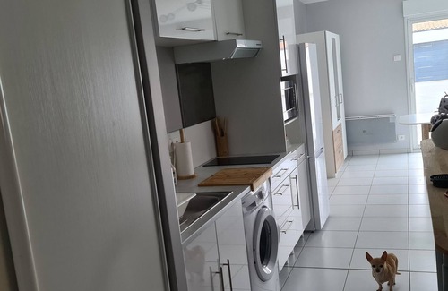 Le Bernard House | Maison de 1 Chambre Pour 2 Personnes