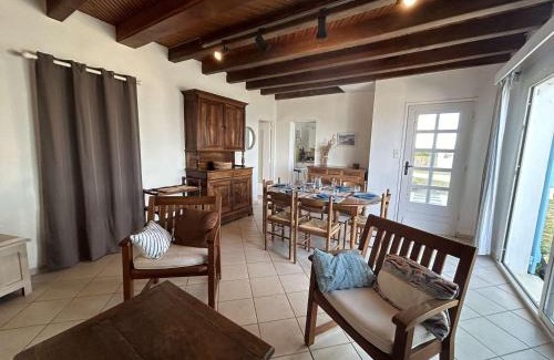 Noirmoutier-en-l'Ile House | Maison de 5 pièces avec jardin clos et vue sur mer à l'Herbaudière - FR-1-224B-223