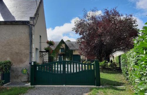 Beaumont-la-Ronce House | Maison de campagne rénovée avec jardin clos, proche Tours et grands sites du Val de Loire - FR-1-381-97