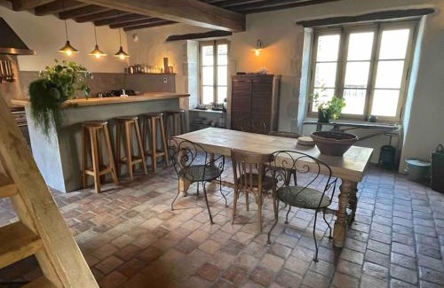 Noyers-sur-Serein House | Maison de Campagne in Beautiful Burgundy