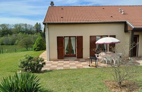 Uzemain House | Maison de campagne paisible avec vaste espace extérieur - FR-1-589-808