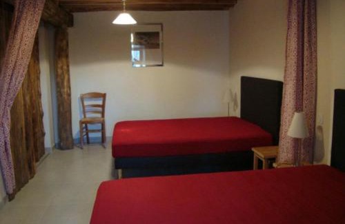 Arlempdes House | Maison de caractère avec grand terrain, proche d'Arlempdes, labels ECOGÎTE et Tourisme & Handicap - FR-1-582-118