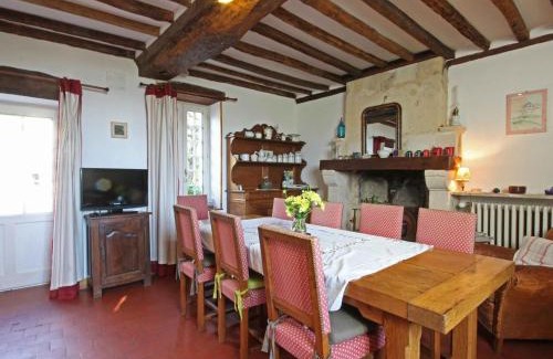 Sarceaux House | Maison de caractère avec jardin, proche d'Argentan, idéale pour pêche et détente en campagne - FR-1-497-131