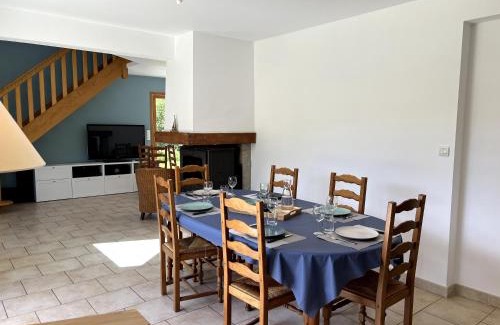 Tregastel House | Maison De Charlie Madame est servie