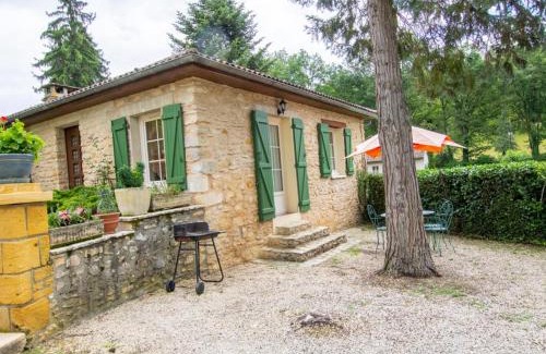 Mazeyrolles House | Maison de charme avec piscine, au cœur de Prats du Périgord, idéale pour 4 pers. et animaux acceptés - FR-1-616-353