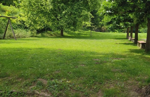 Parnans House | Maison de Charme Entièrement Rénovée Dans un Village Calme Idéalement Située